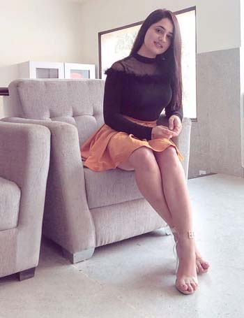 Independent Escorts Chembur, Top VIP Models Available Service in Chembur 24/7 Services