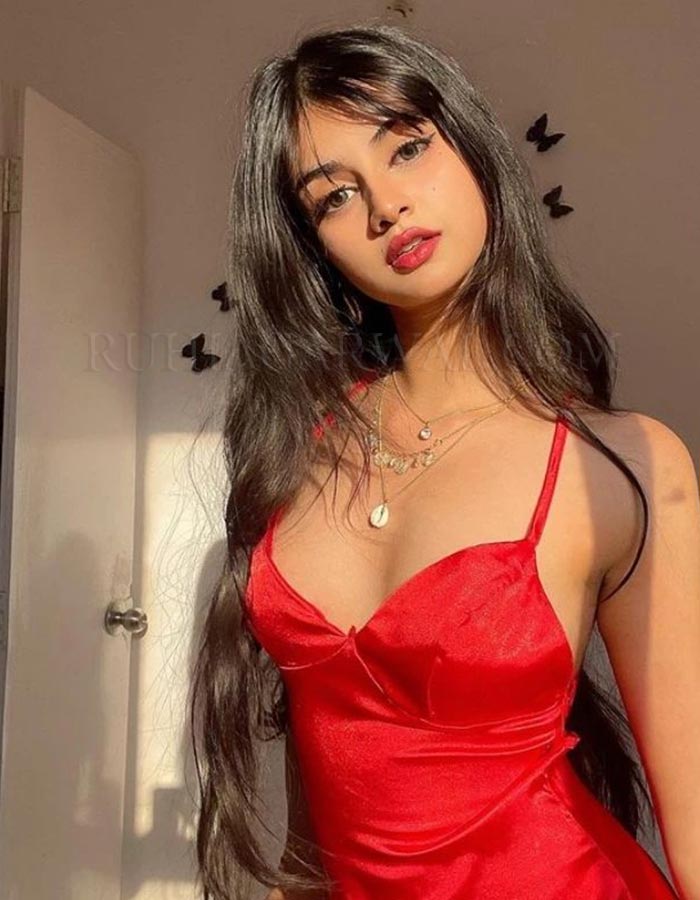 Malad Escorts Service and call girls service in Malad, VIP Escorts in Malad