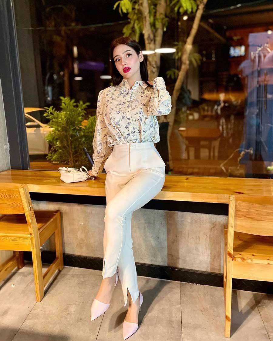 Delhi Escorts, Cash payment Genuine best original photo call girls 10k full night